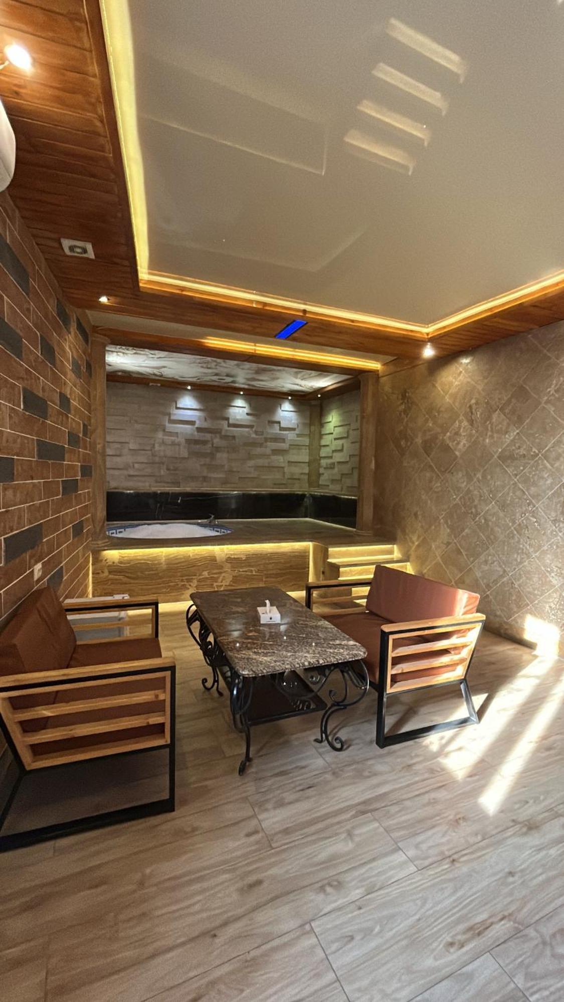 Aleppo Hotel Yerevan Exterior photo