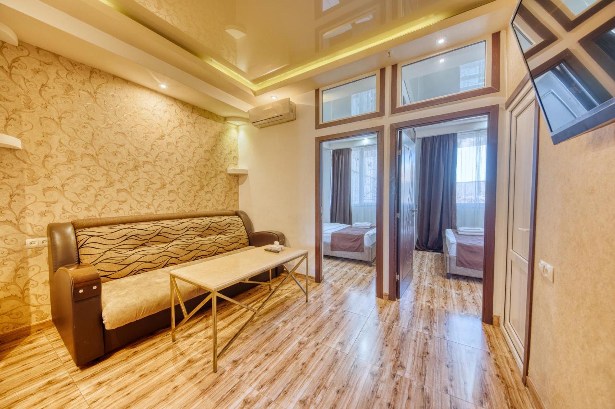 Aleppo Hotel Yerevan Exterior photo