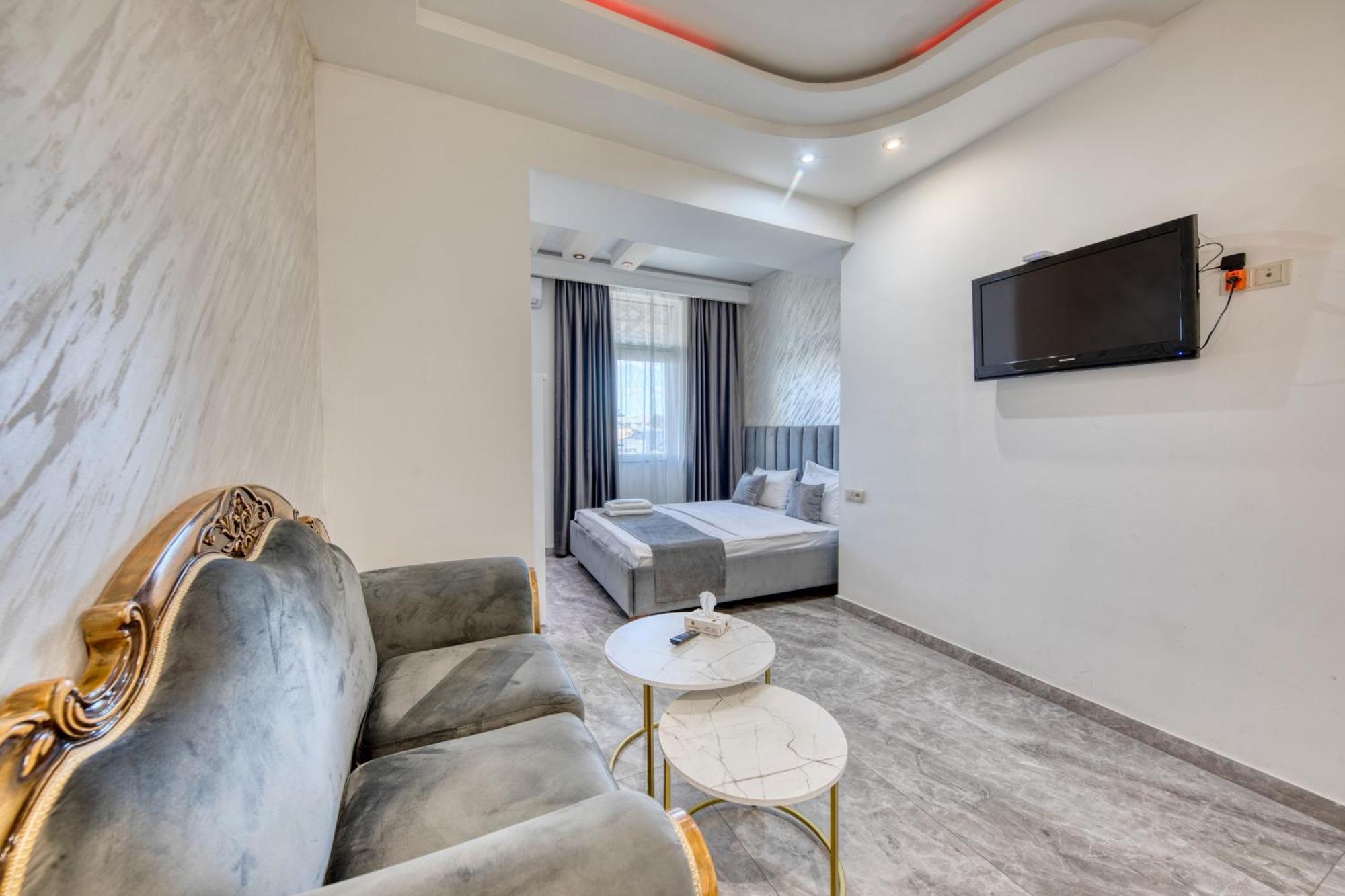 Aleppo Hotel Yerevan Exterior photo